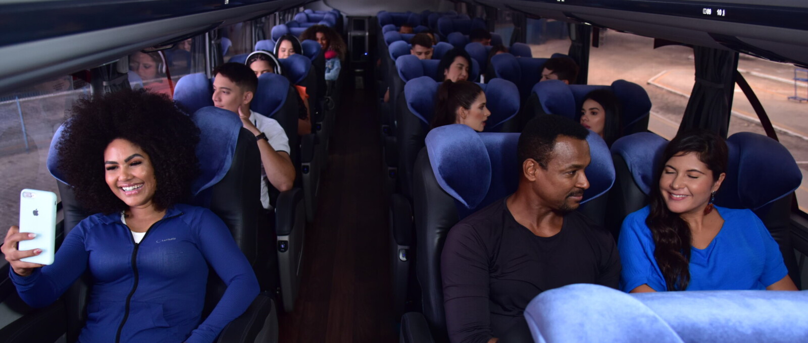 Melhor Lugar para Sentar no Ônibus de Viagem: Guia Completo